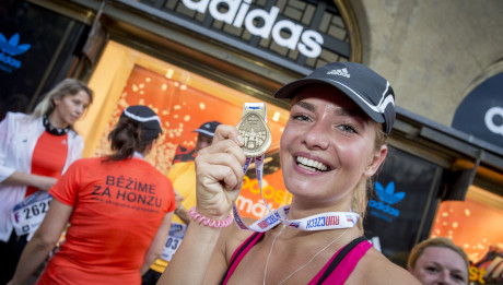 Tatana_Kucharova_zabehla_adidas_beh_pro_zeny_5_km_ve_svem_osobnim_rekordu
