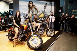 F-Harley-světová_premiéra