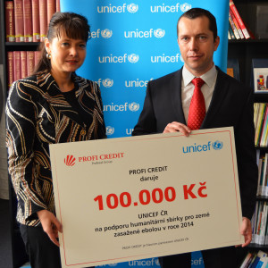 ředitelka_UNICEF_ČR_Pavla_Gomba_a_marketingový_ředitel_PROFI_CREDIT_Ondřej_Lokvenc