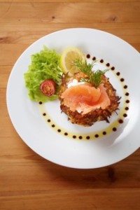 lososovy tartar v domacim bramboracku