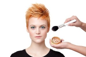 Zkrášlující pudrové perly – bronzující, Dermacol – 299,- Kč