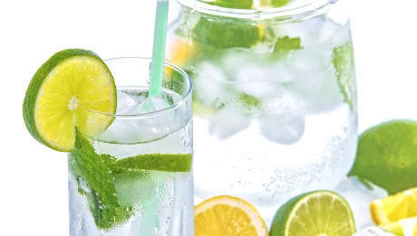 mineral-water-1532300_1920