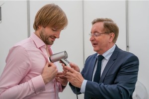 Ministr zdravotnictví Mgr. et Mgr. Adam Vojtěch, MHA na vyšetření u prof. MUDr. Petra Arenbergra, DrSc, MBA, FCMA