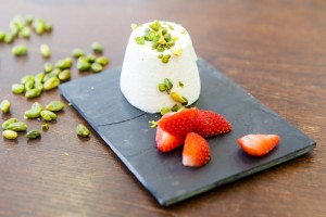 Panna_cotta_s_pistaciemi