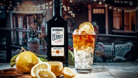 Fernet Stock Bavorák_s lahví