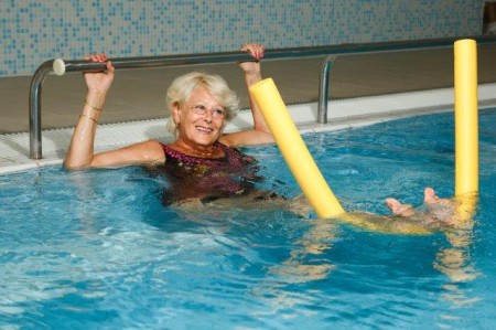 Aquafitness_hoste_foto_zdroj_Lecebne_lazne_Jachymov