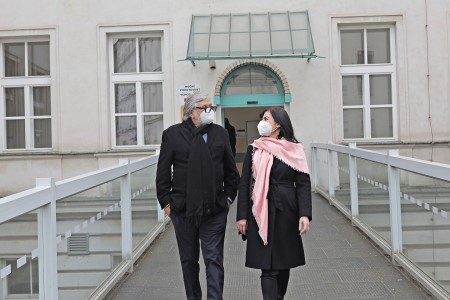 Jiří Bartoška s majitelkou Y&T Luxury Property Elenou Jakubovič