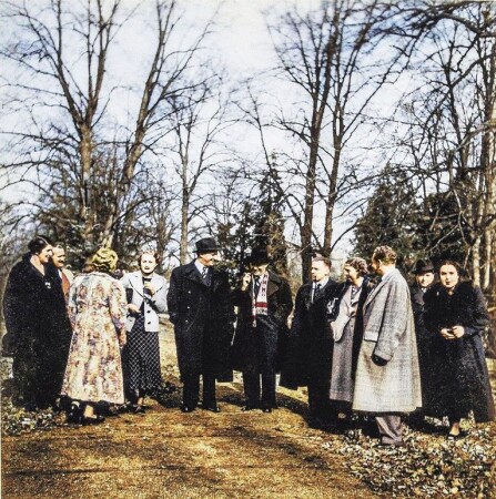 Na Strž přijíždělo mnoho návštěv_Na snímku je i Ferdinand Peroutka Hugo Haas a Adina Mandlová_foto archiv Památníku Karla Čapka