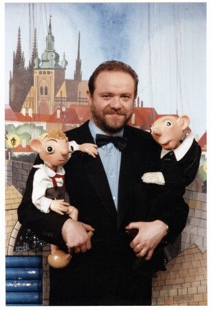 Martin_Klásek_se_Spejblem_a_Hurvínkem_(foto_archiv_D_S+H)
