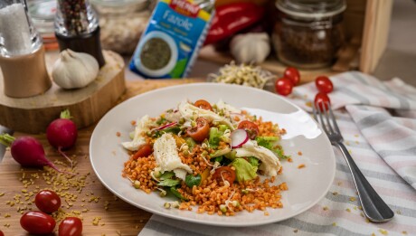 MENU_GOLD_Rajcatovy_bulgur_se_salatem_a_mozzarelou