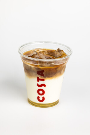 Ledové latte macchiato se sirupem