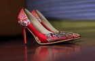 Máte doma obuvnické poklady? Přispějte do veřejné sbírky módních bot, které se v Galerii Tančící dům stanou svědky své doby