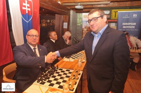 šachový turnaj