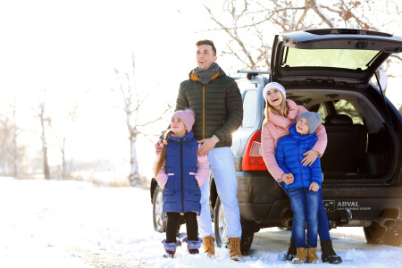Happy,Family,Near,Car,On,Winter,Day