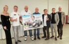 Mistři F1 poprvé spolu: Mika Häkkinen křtil v Praze unikátní knihu