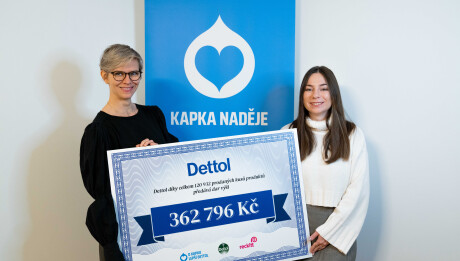 dettol-předání-šeku-kapka