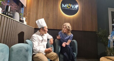 Silvia Šuvadová se šéfkuchařem Nghiêm Phú Quy
