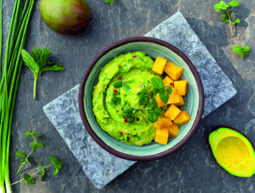 Guacamole s mangem