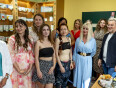 Simona Mikešová, Eva Toulová, V.Burešová a kája Pavlíček