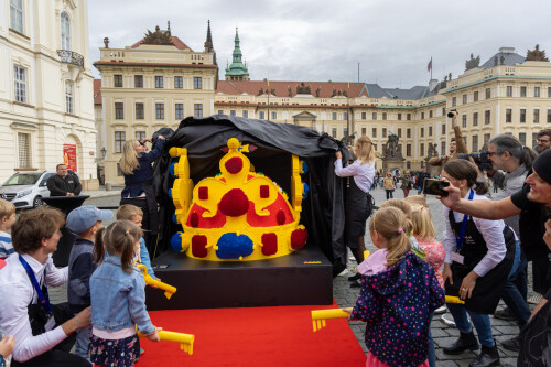 LEGO_KORUNA_HRAD_1