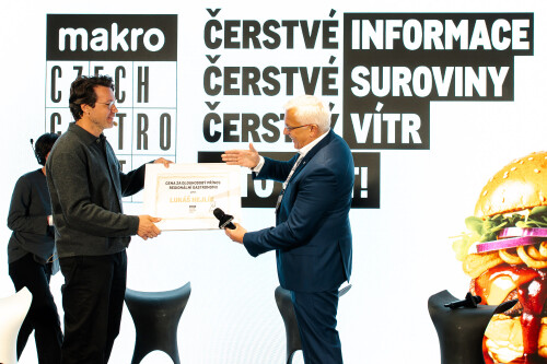 Lukáš Hejlík převzal ocenění za dlouhodobý přínos regionální gastronomii na Makro Czech Gastro Fest_