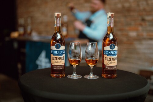Becherovka_Tuzemský