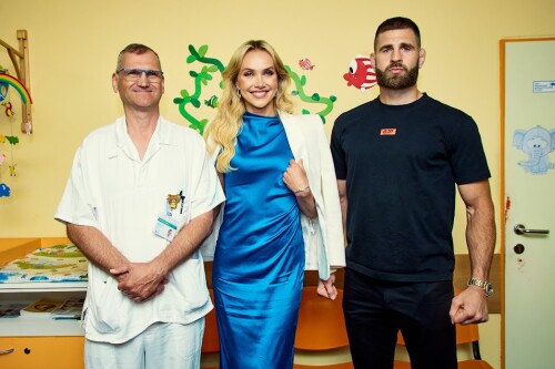 Jiří_Procházka_Michaela Tomanová_primář MUDr.Ivan  Peychlov